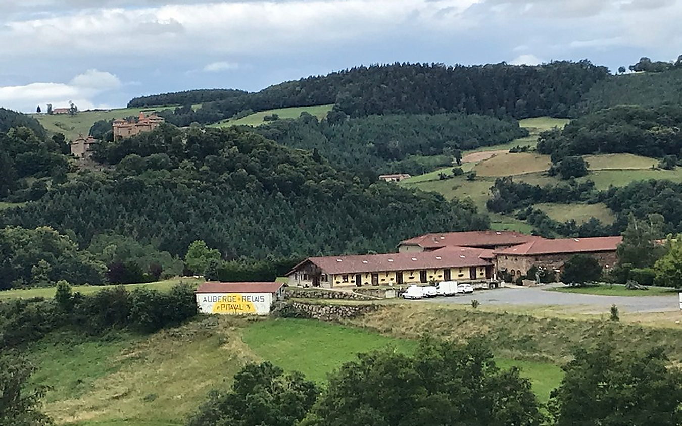 L’Auberge Relais du Pitaval, ancienne ferme des monts du Lyonnais